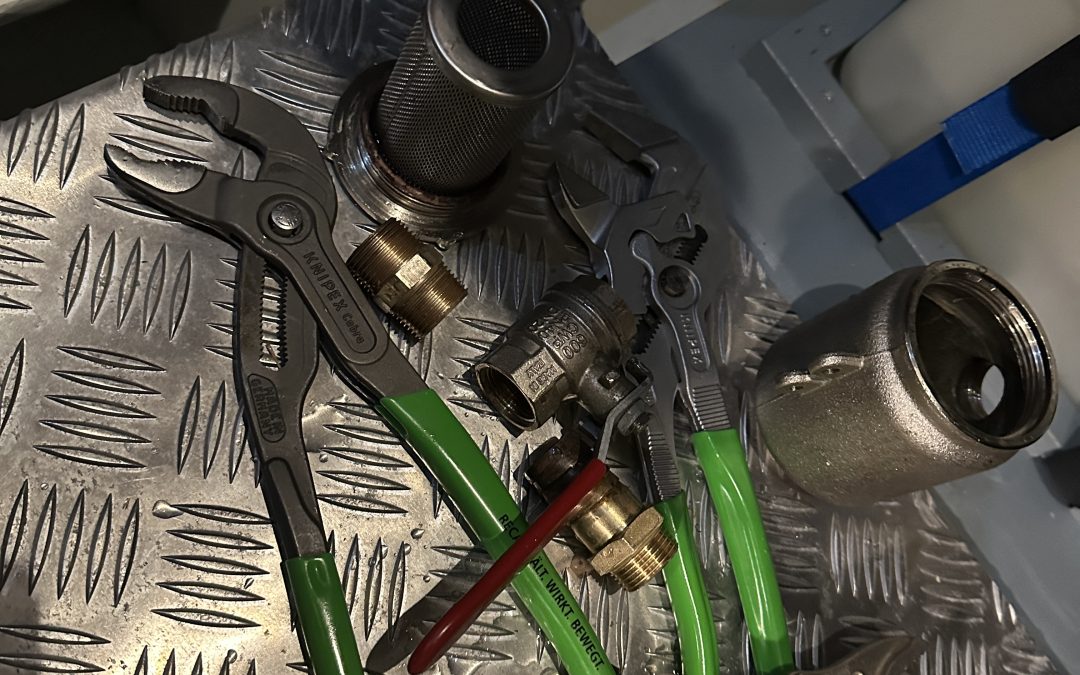 Riparazione del filtro dell’acqua salata, aggiornamento della batteria